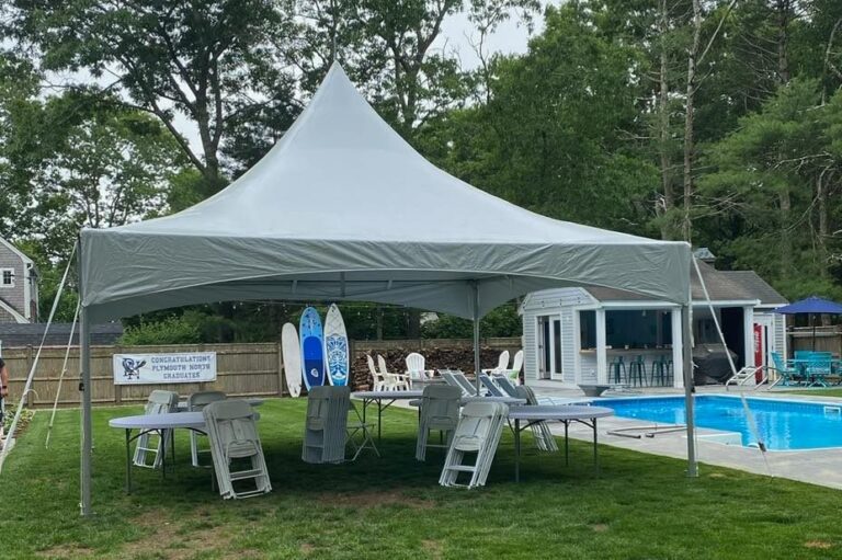 abb moonwalks tent tables chairs rental e1744149086346 Tent Rentals in Plymouth, MA